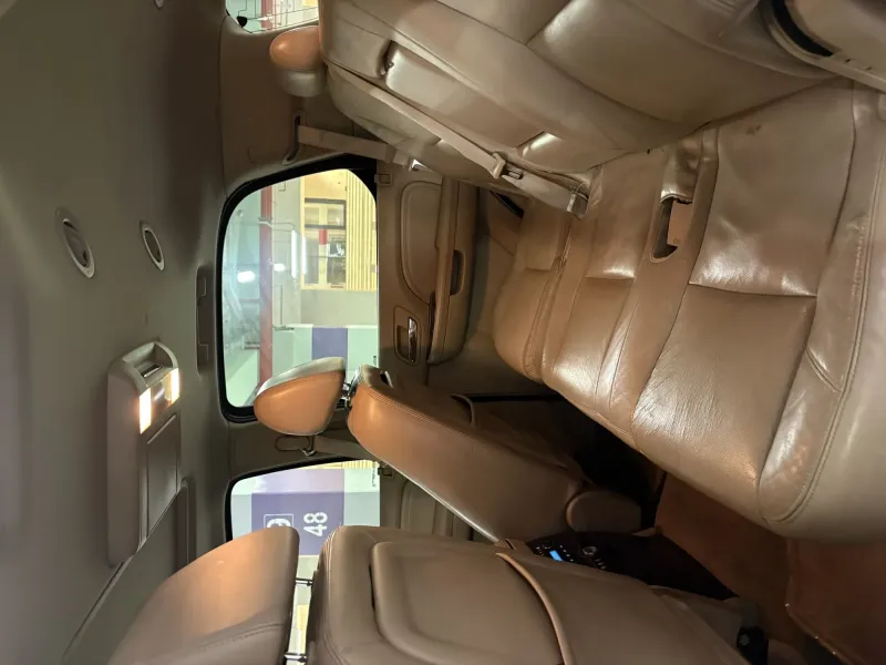 Cadillac Escalade 2009 12