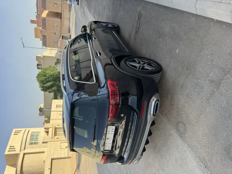 Mercedes GL 2023 8