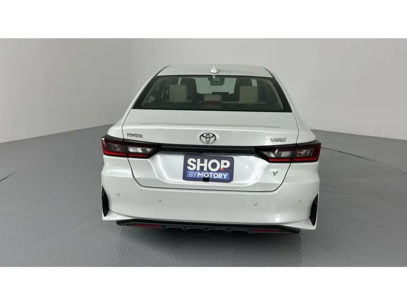 Toyota Yaris Y 2024 7