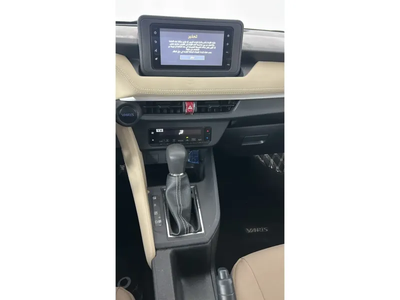 Toyota Yaris Y 2024 25