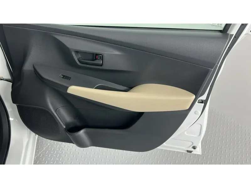 Toyota Yaris Y 2024 20