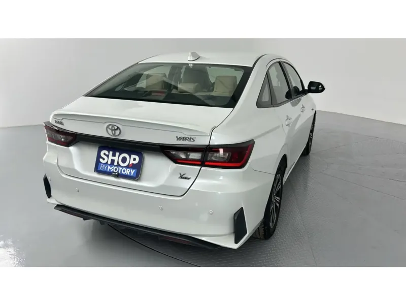 Toyota Yaris Y PLUS 2023 6