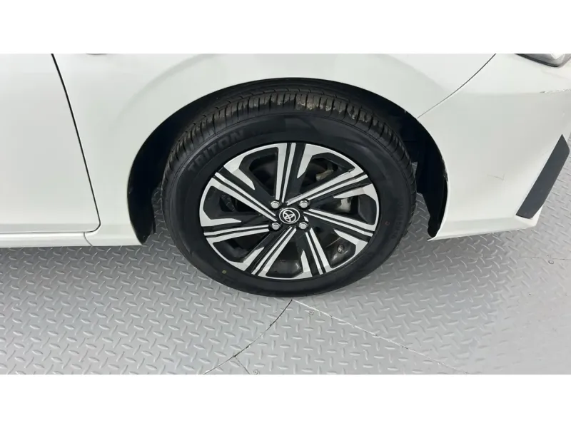 Toyota Yaris Y PLUS 2023 28