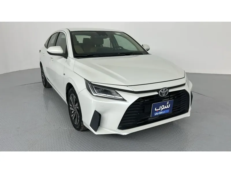 Toyota Yaris Y PLUS 2023 2