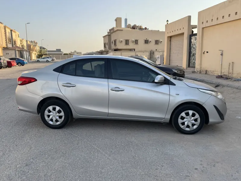 Toyota Yaris 2019 5