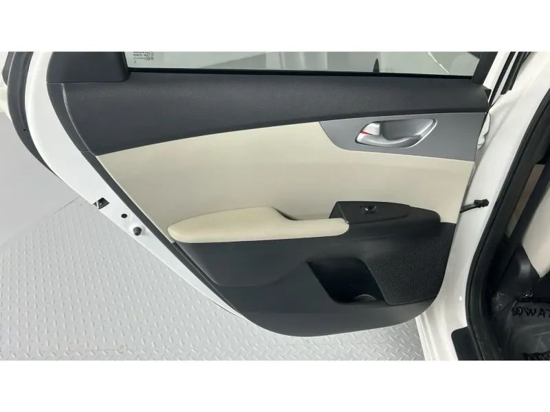 KIA Cerato L 2024 13