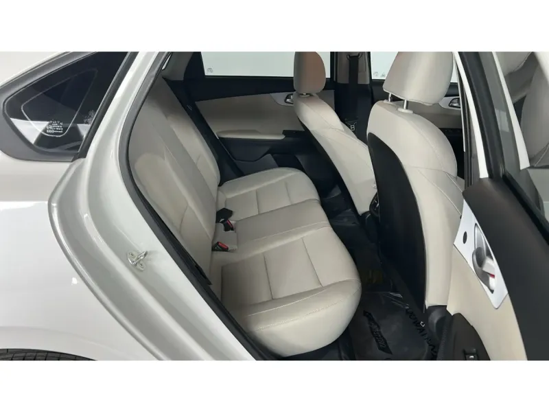 KIA Cerato L 2024 26