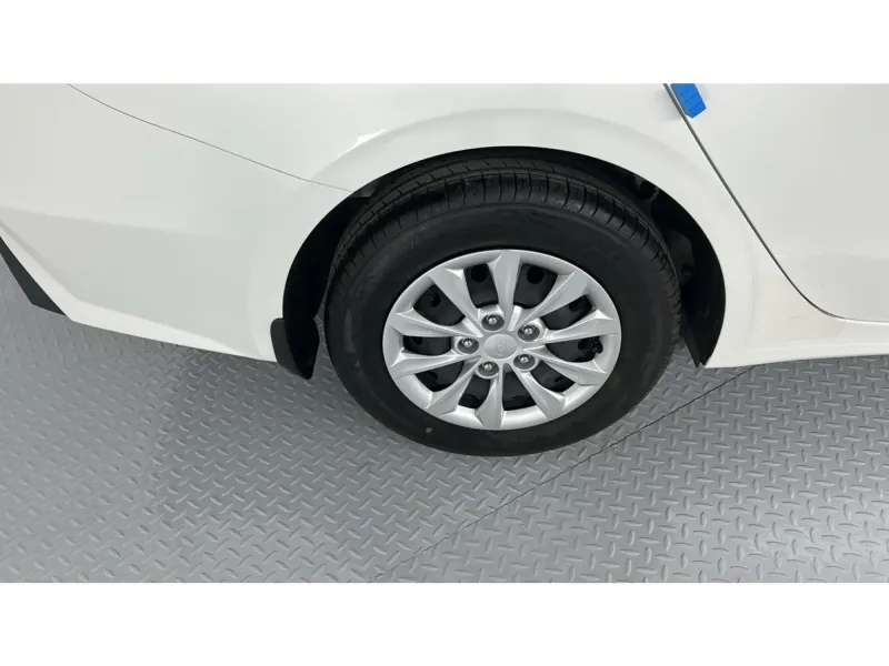 KIA Cerato L 2024 20