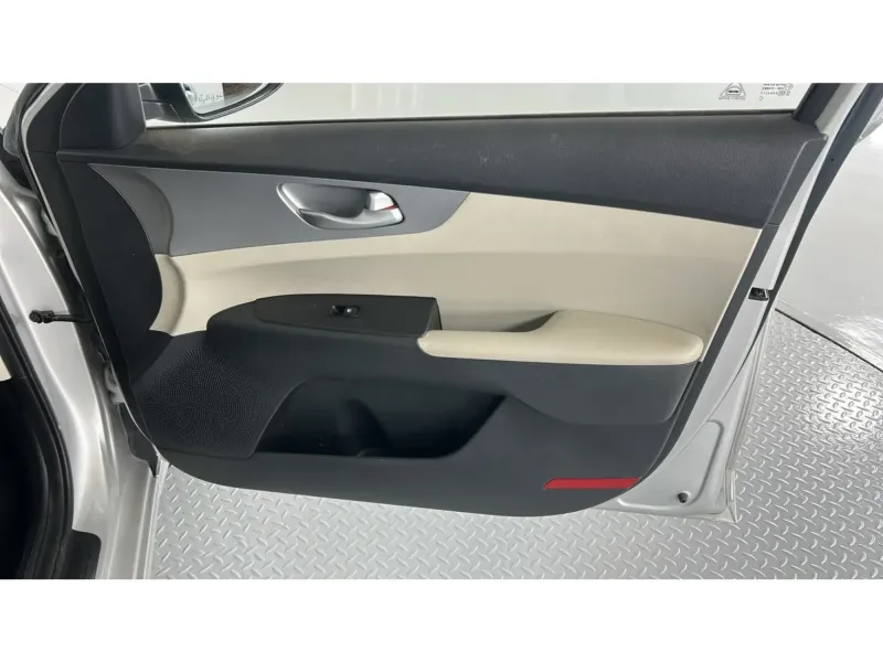 KIA Cerato L 2023 24