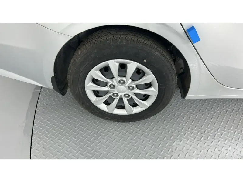 KIA Cerato L 2023 25