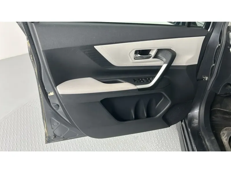 Toyota VELOZ GLX 2024 12