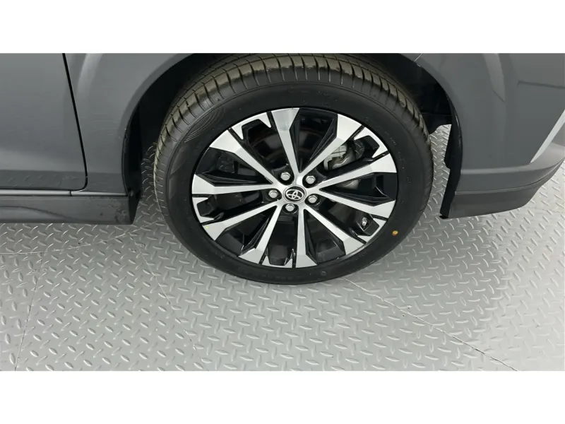 Toyota VELOZ GLX 2024 21