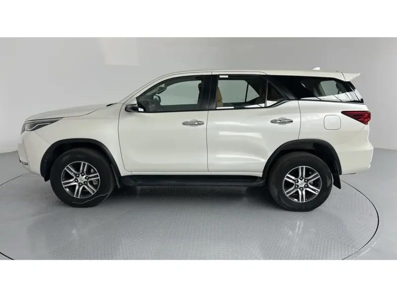Toyota Fortuner GX2 2022 7