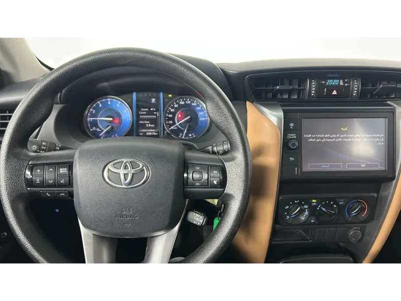 Toyota Fortuner GX2 2022 12