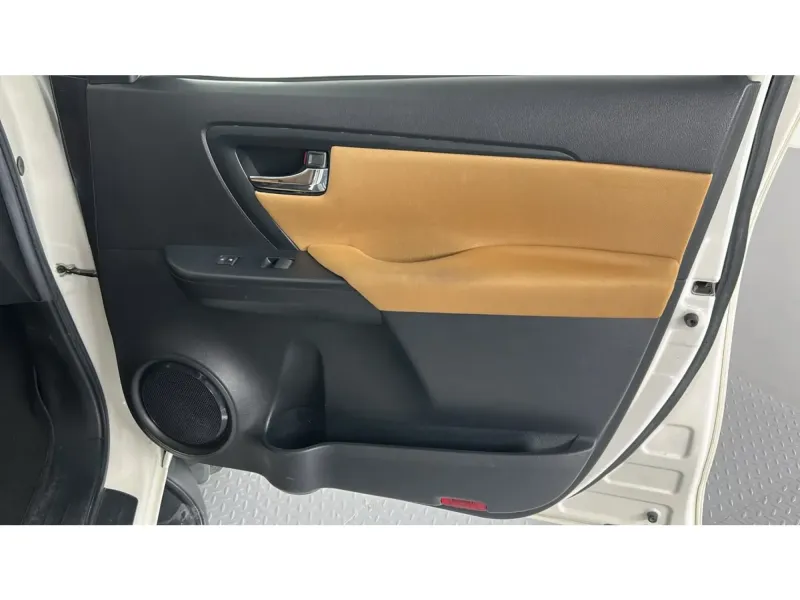 Toyota Fortuner GX2 2022 22