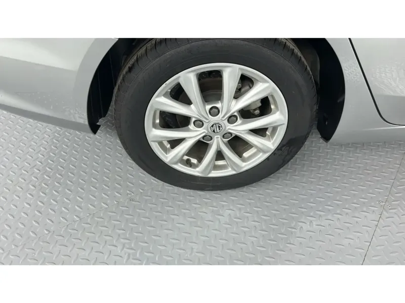 MG 5 COMFORT 2024 21