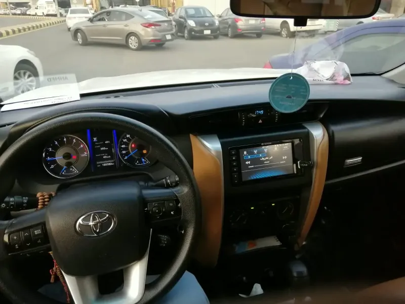 Toyota Fortuner 2020 13