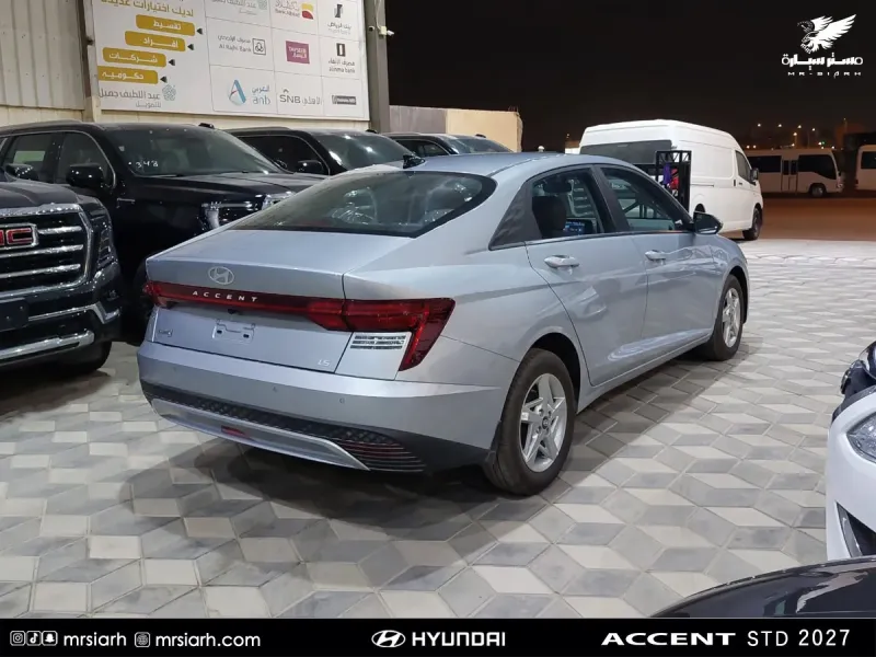 Hyundai Accent 2027 6