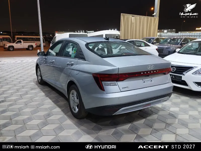 Hyundai Accent 2027 5