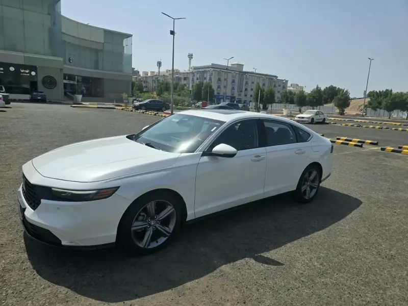 Honda Accord 2023 3