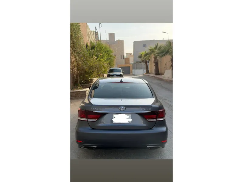 لكزس LS 2013 6