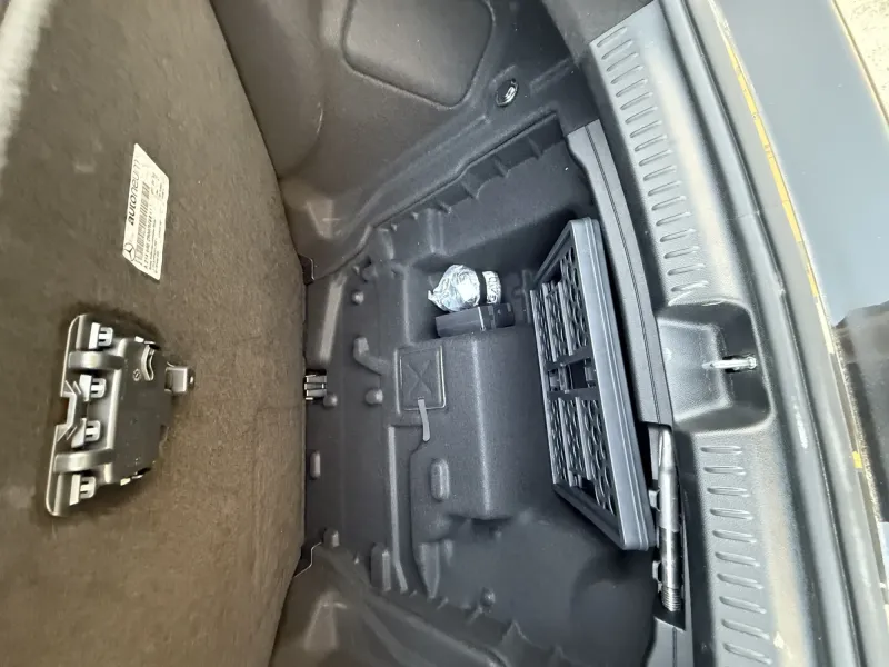 Mercedes E 2025 5