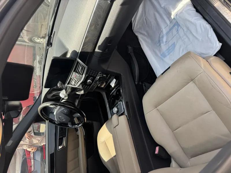 Mercedes E 2012 6