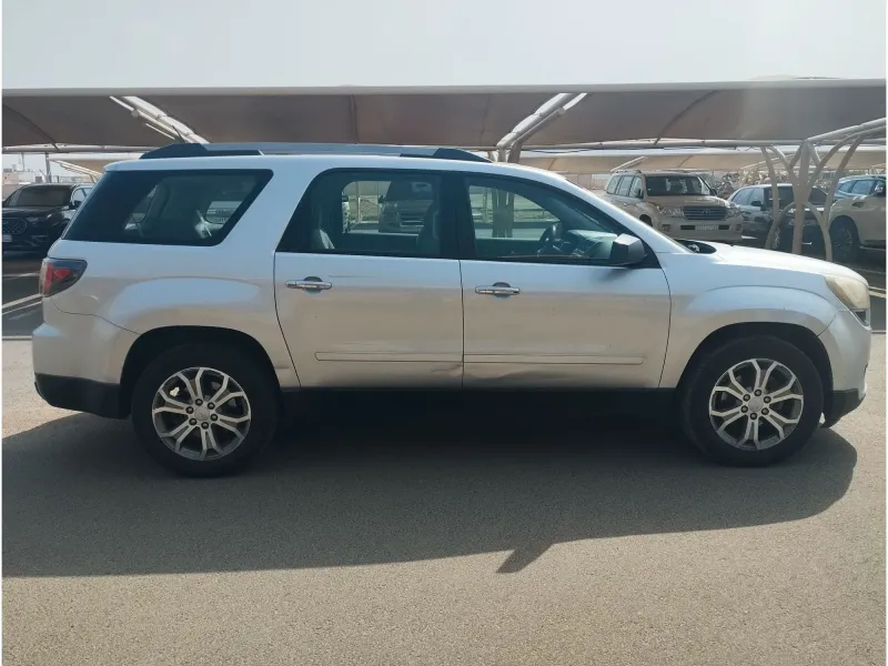 GMC Acadia 2014 3