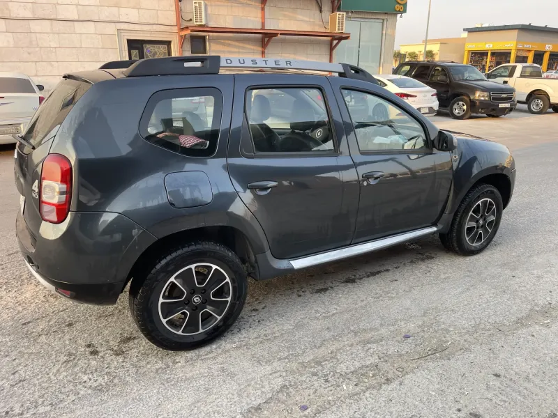 Renault Duster 2016 3