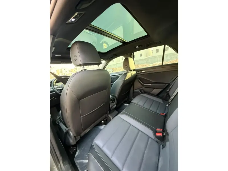Volkswagen T-Roc 2024 19