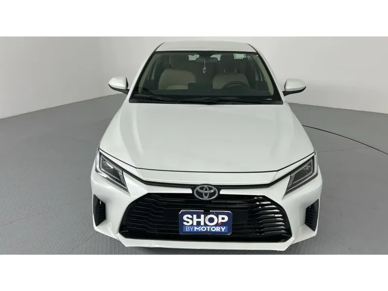 Toyota Yaris Y 2024 3