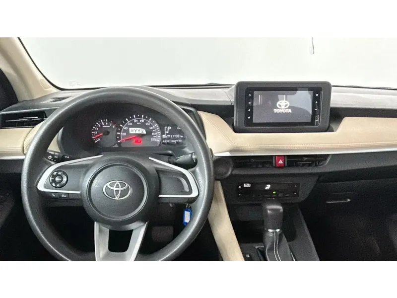 Toyota Yaris Y 2024 15