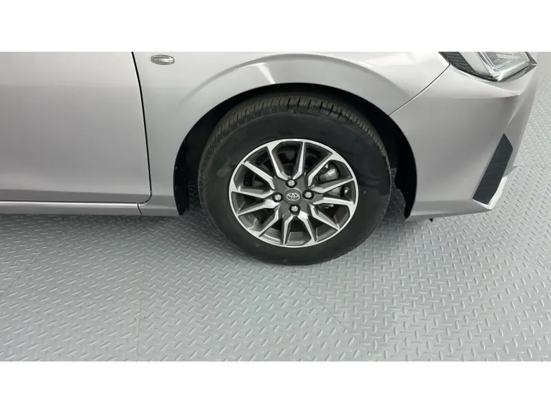 Toyota Yaris Y 2024 22