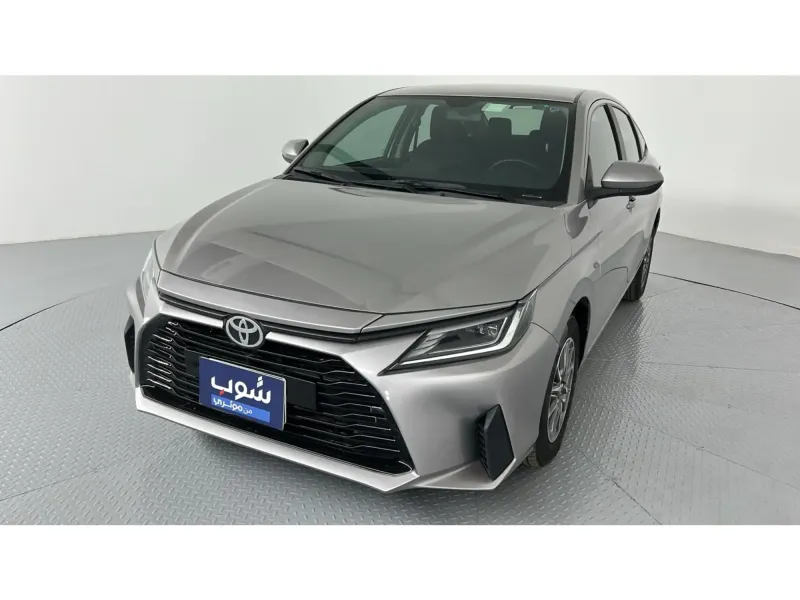 Toyota Yaris Y 2024 2