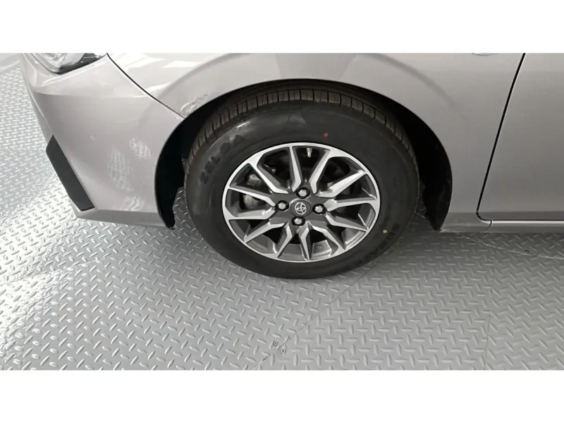 Toyota Yaris Y 2024 20
