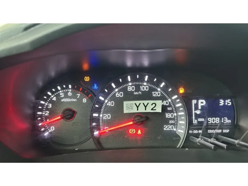 Toyota Yaris Y 2024 12