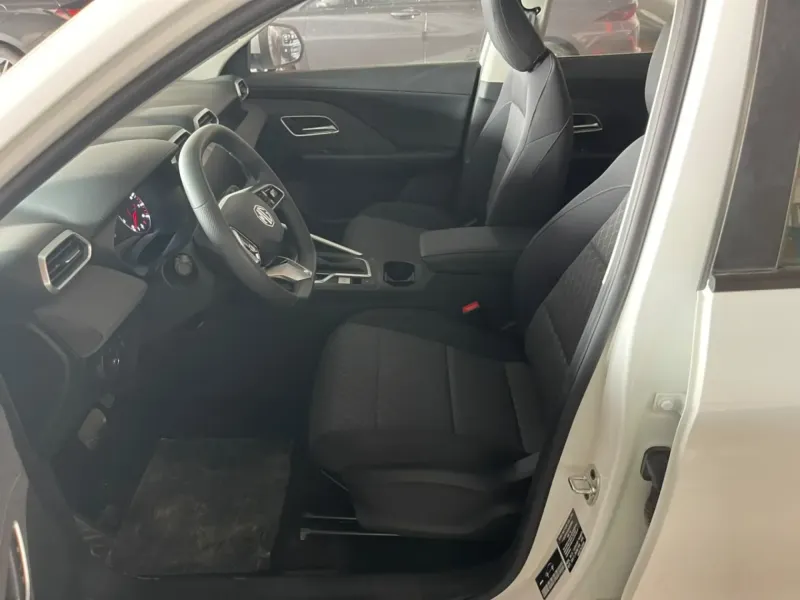MG ZS 2025 9