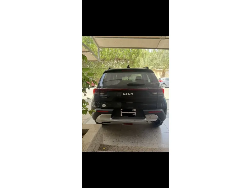 KIA Sonet 2023 4