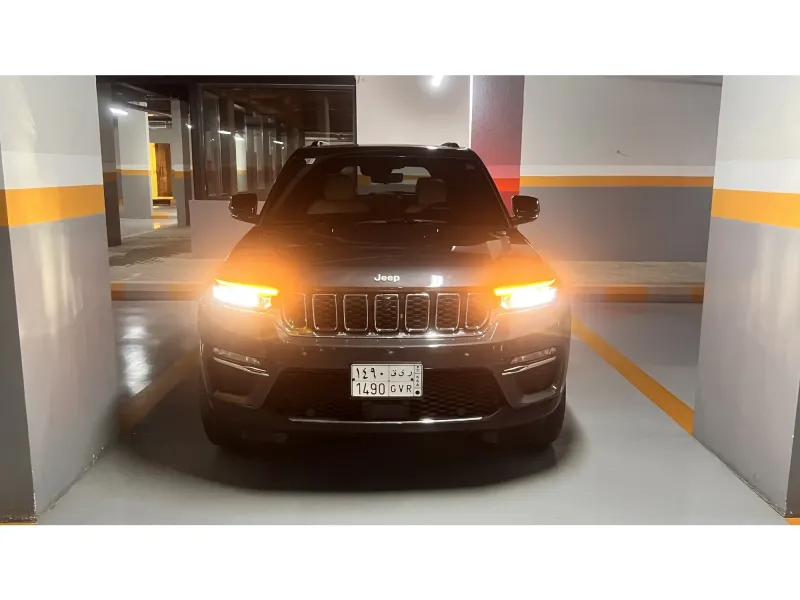 2025 Jeep Grand Cherokee Limited 3.6L V6 | Single Owner 3