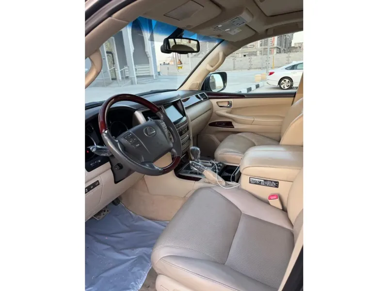 Lexus LX 2014 4