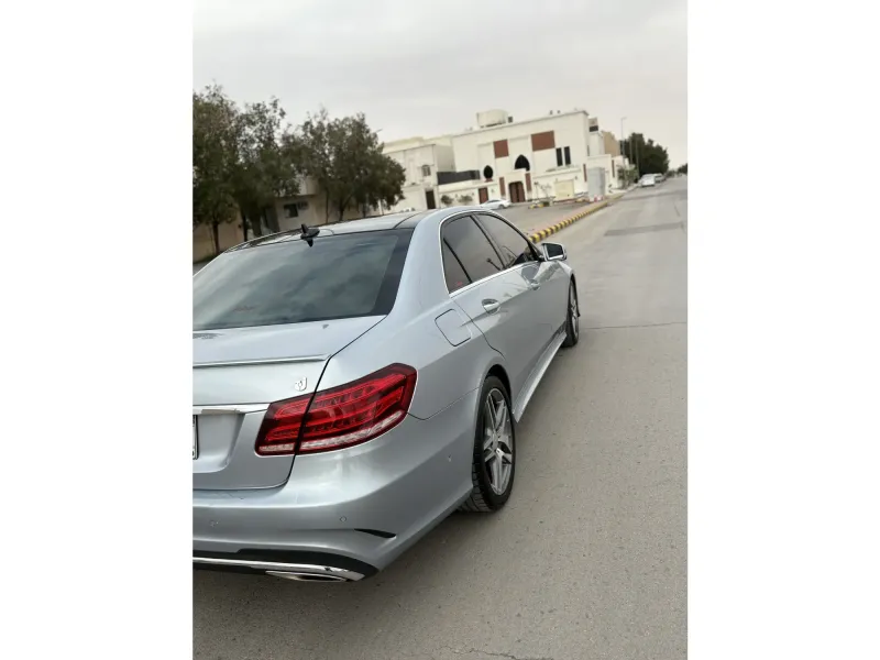 Mercedes E 2016 11