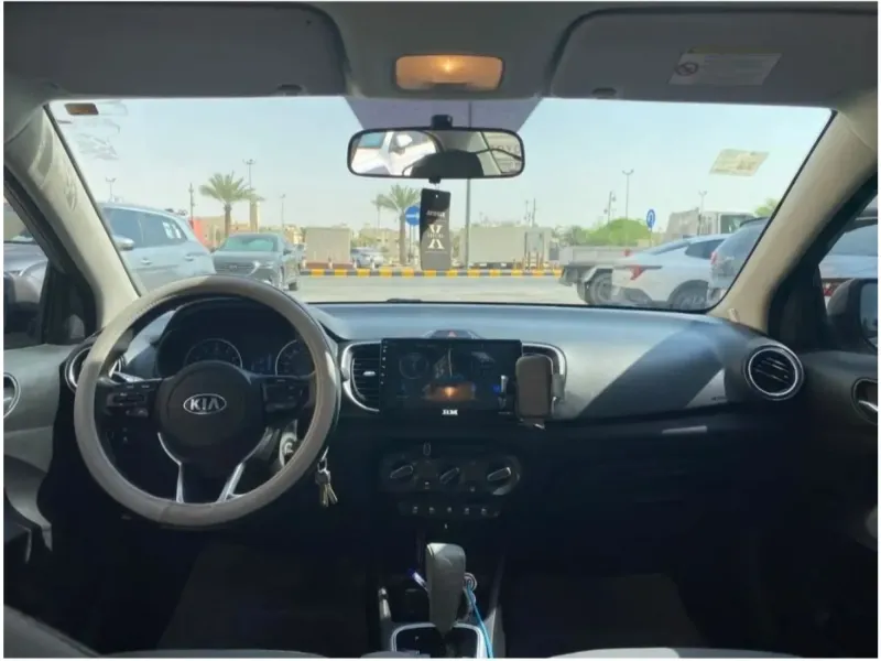 KIA Pegas 2021 7