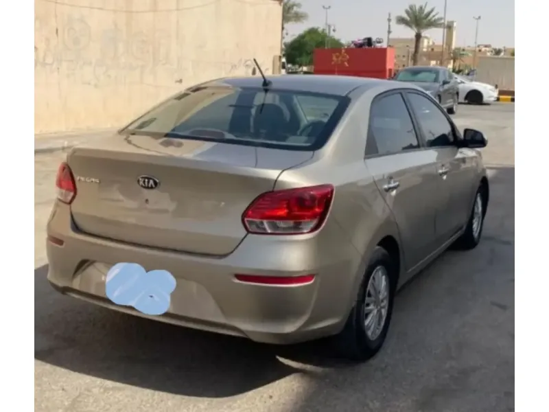 KIA Pegas 2021 4