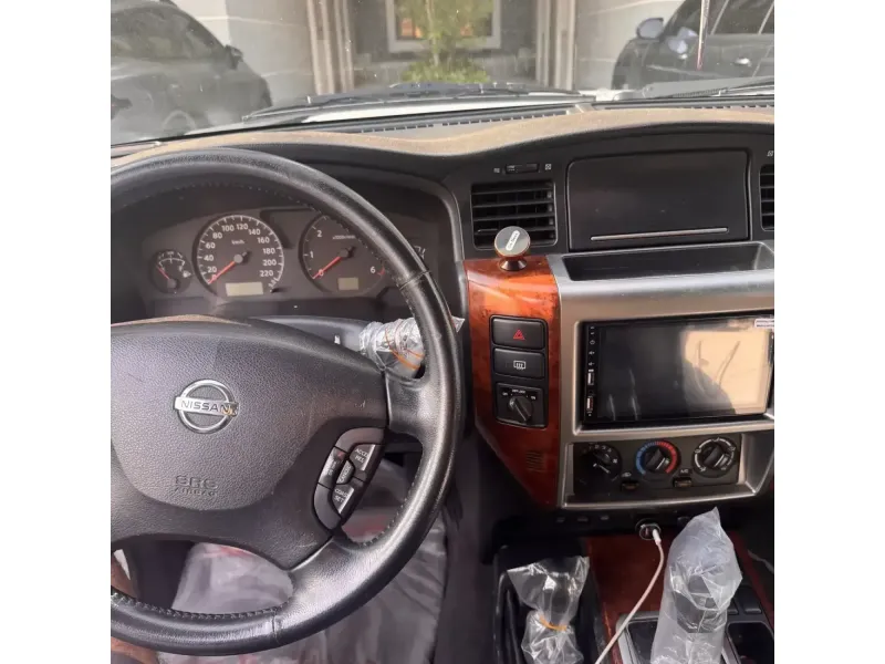 Nissan Patrol Safari 2015 7