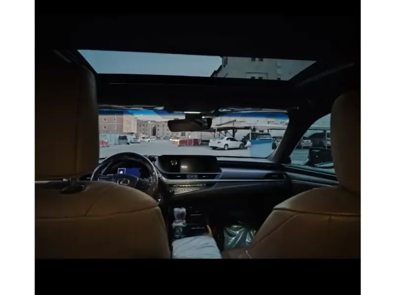 Lexus ES 2020 21