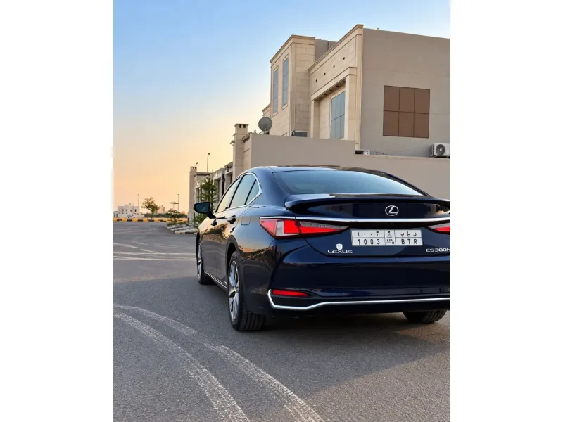Lexus ES 2021 2