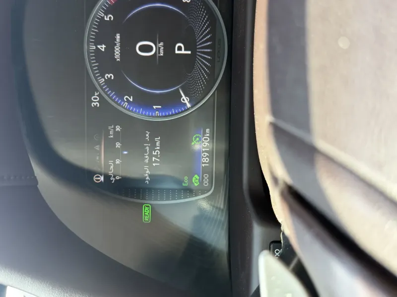 Lexus ES 2021 9