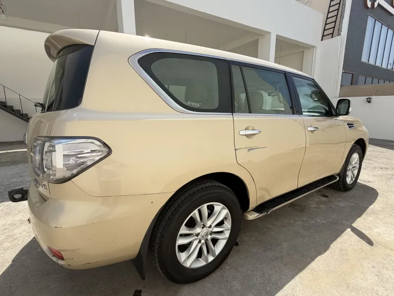 Nissan Patrol 2010 8