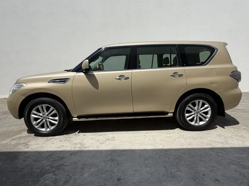 Nissan Patrol 2010 3