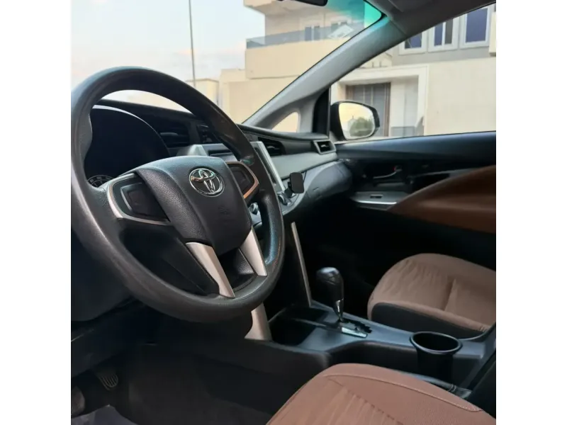 Toyota Innova 2023 14